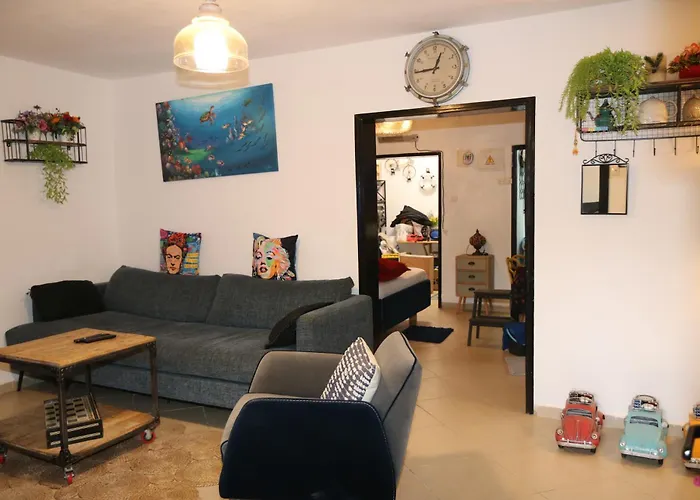The Private House רשת הבית הפרטי